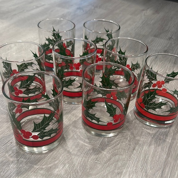 Libbey Christmas Holly Berry Holiday Glass Set of 8 Vintage - Picture 1 of 9